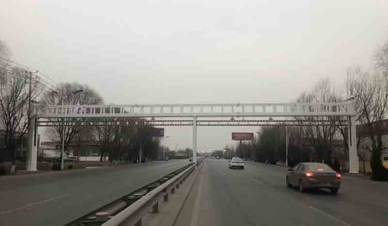 丽水公路限高杆
